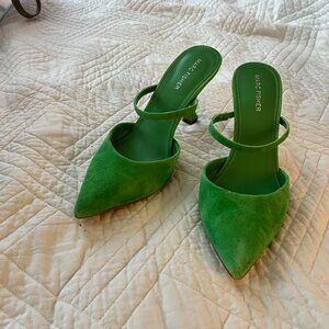 Marc Fisher Hadais heeled mule green suede 9.5M